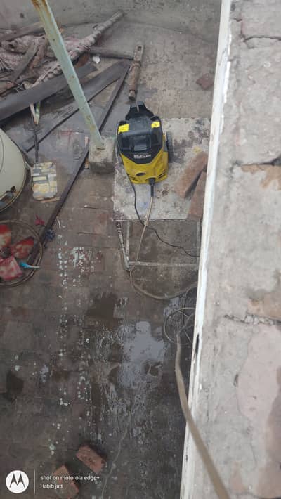 Pressure washer
