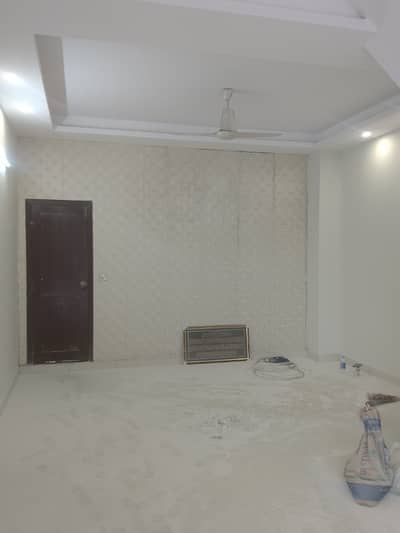 Shop for rent in Valencia town