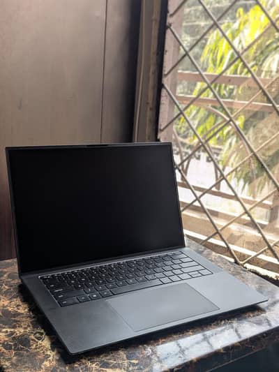 Dell Precision 5550 | i7 10th | NVIDIA GPU [4GB] | 1TB SSD | 32GB RAM