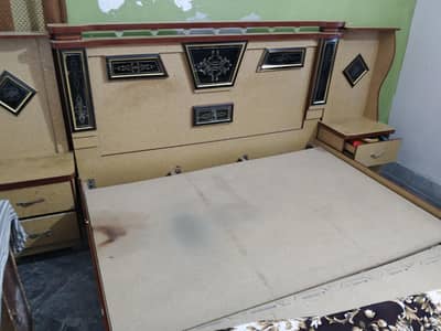 Used double Bed and dressing table