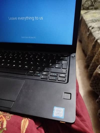 Dell latitude 5290 13 8th 8GB 128G 13 IN used