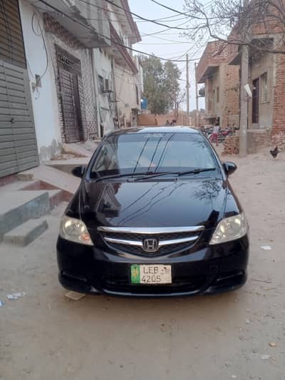 Honda city 80 percent geniune home used urgent sale