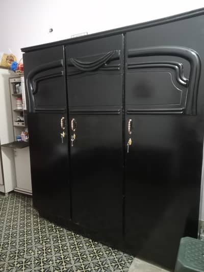 deco wardrobe 3 door full size