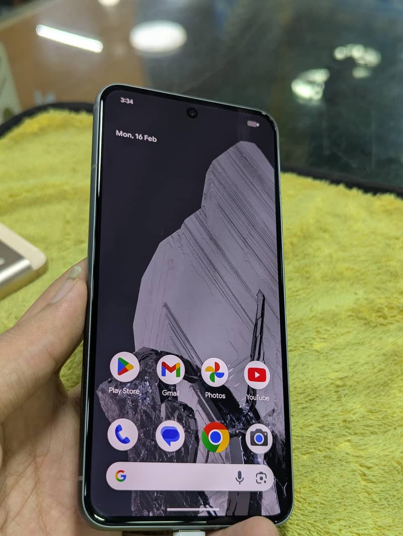 google pixel 8 5