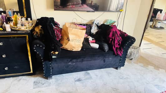 Luxury 3+2+1 Sofa Set – Elegant Living Room Furniture  Classic Wooden