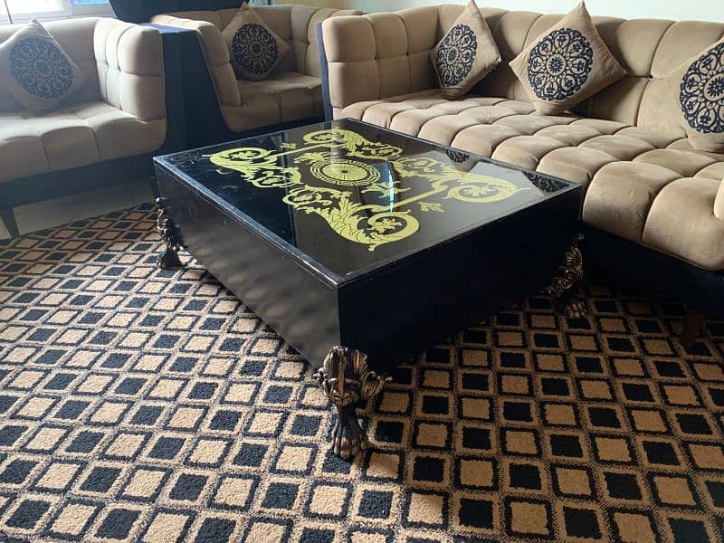 5 seeter  sofa with table 5