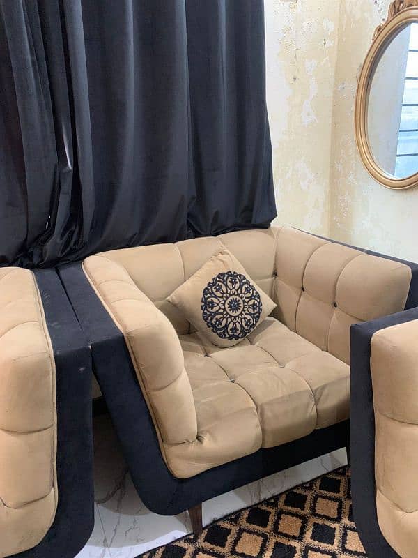 5 seeter  sofa with table 6