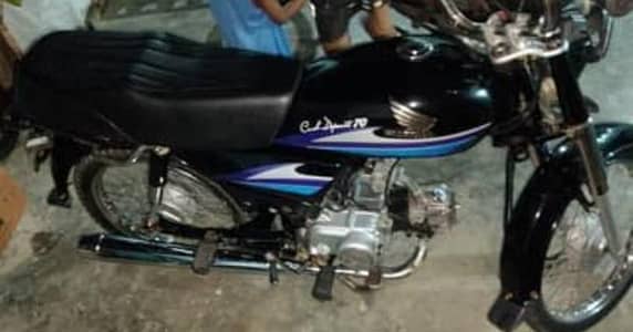 Urgent Sale – Honda CD70 2008 (Black) | Excellent Condition