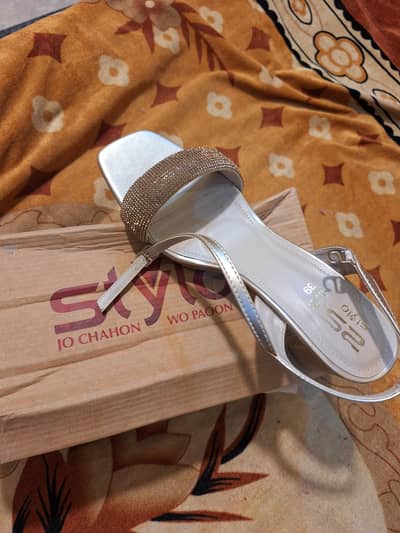 Style Women Stylish Heels.