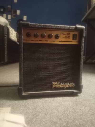 Electric Guitar Amplifier