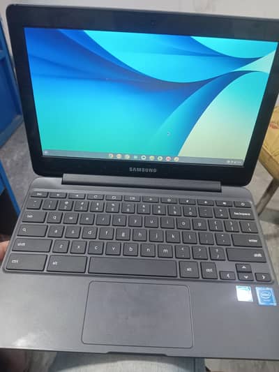 UAE  export fresh chromebook and airbard *speaker and charger bag