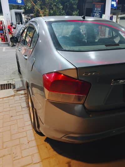 City Home Use Car Good Condition 03228042317