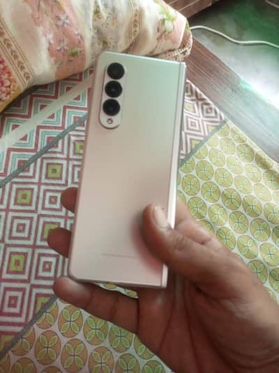 Samsung Galaxy z fold 3