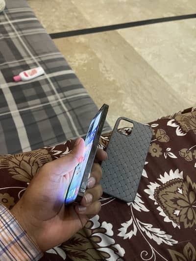 Iphone 12pro 256gb PTA approved duel sims urgent sale