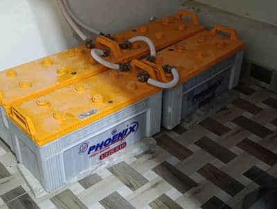 phoenix 4 batteries 210 UGS