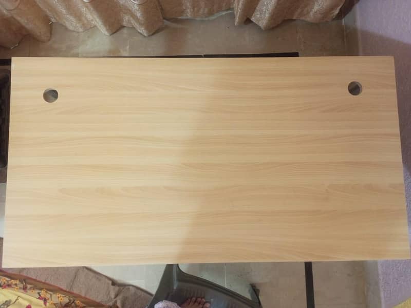 Computer Gaming Table 2