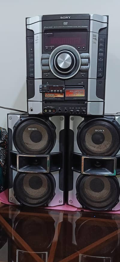 Sony Speaker with amplifier