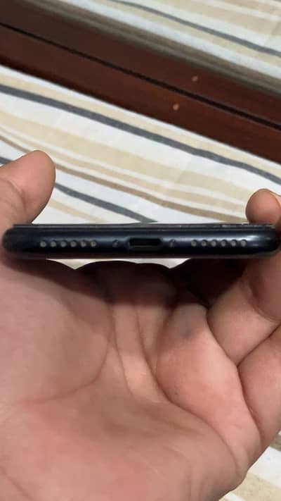 Iphone se 2020 non pta jv 64 gb battery 79%