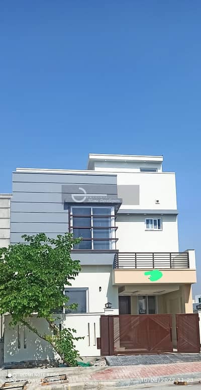 Blvd 5 Marla House For Sale