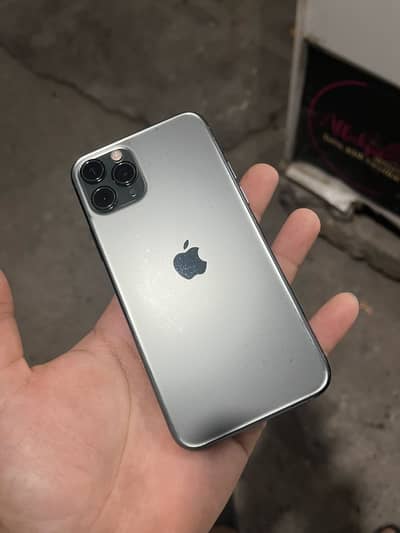 iPhone 11pro 256gb Green colour