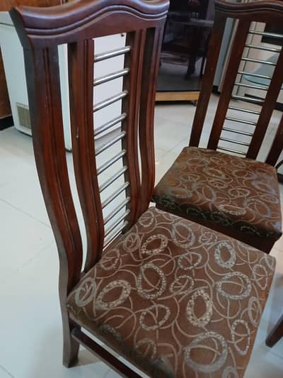 Dining chairs in good condition