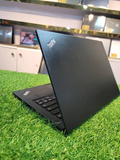 LenovoThinkpad | X1 Carbon Gen 4 Core i7 6th Gen | 16GB RAM | imported