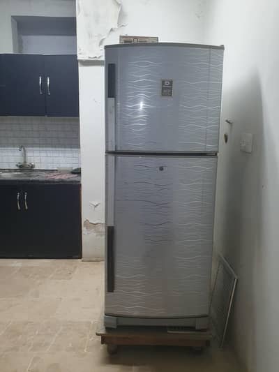 Dawlance Fridge freezer refrigerator