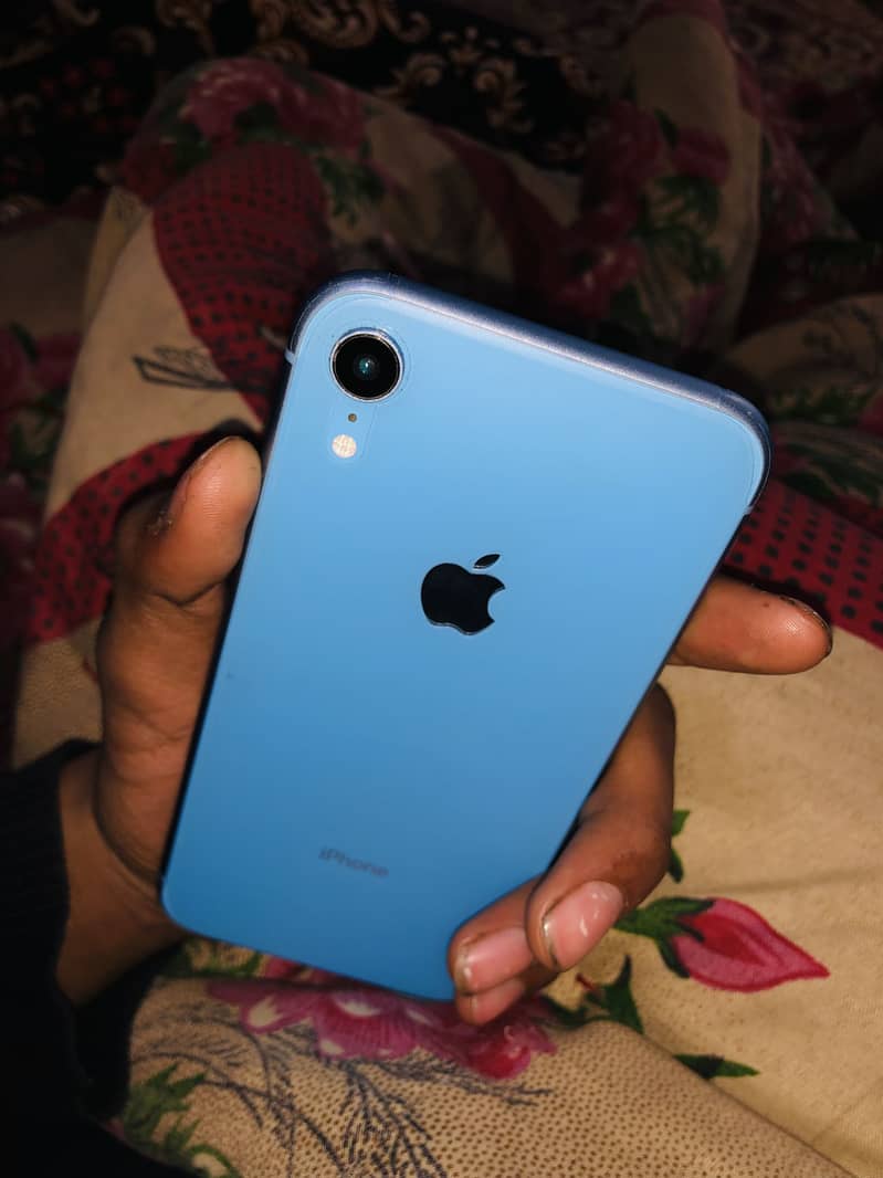 iPhone xr 2