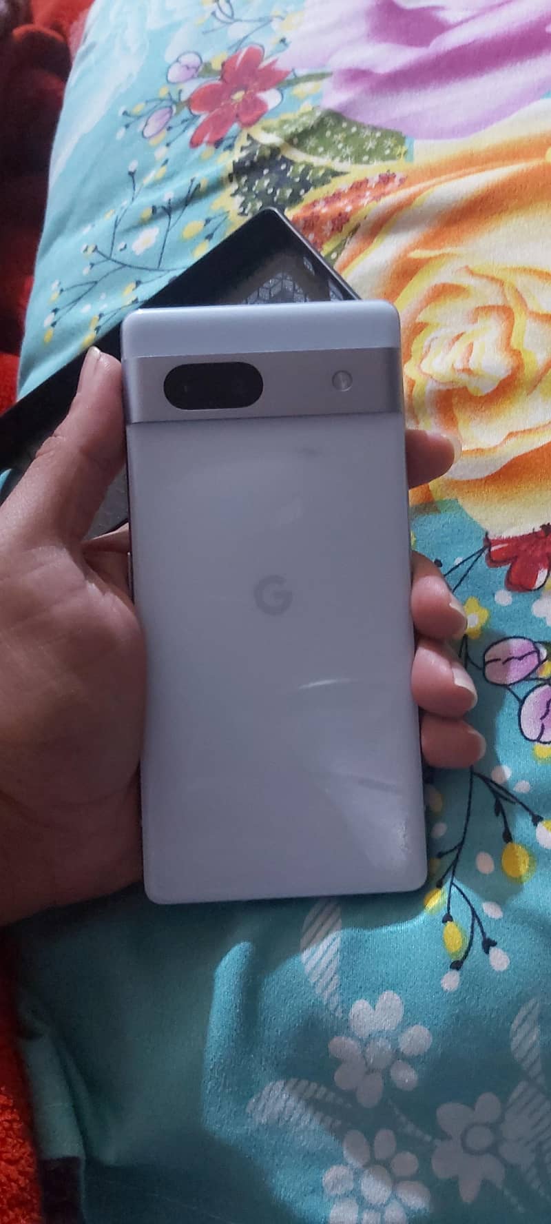 Google pixel 7a 4
