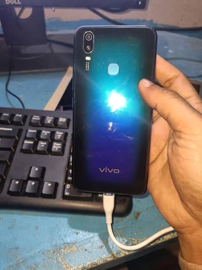 Vivo Y11