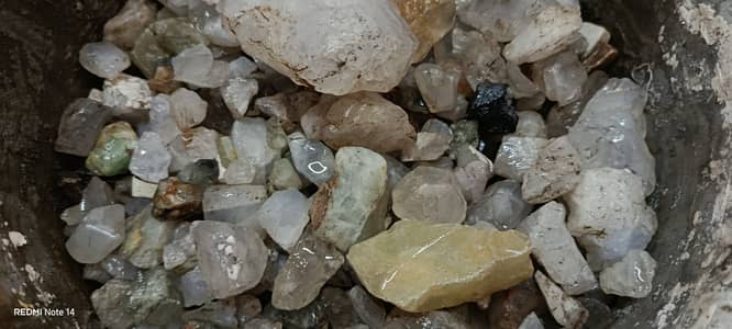 Rough Dur e Najaf ( moonstone )