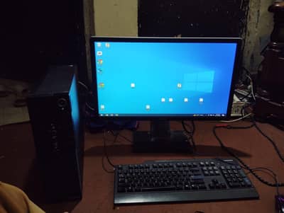 Lenovo i5.4th Generation. 16 GB RAM. 520 GB. SSD.