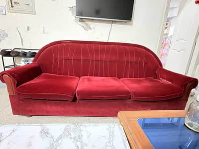 5 seater sofa set Red velvet in good price