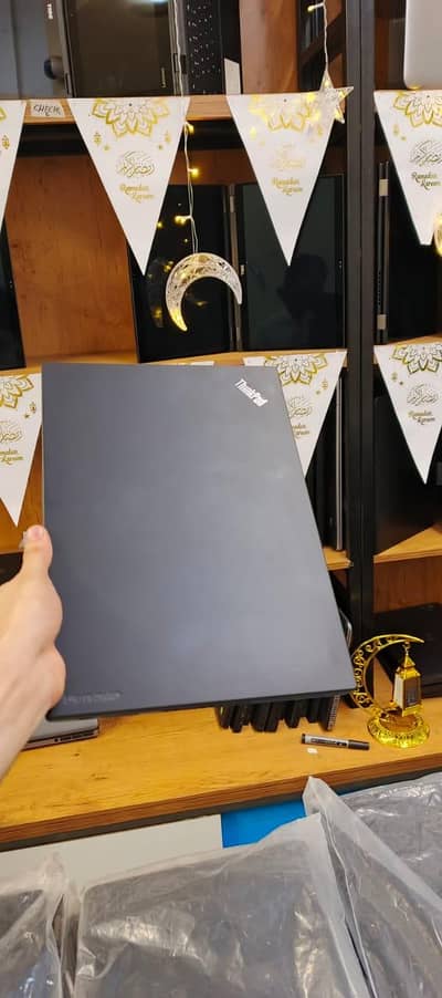 2 laptops lenovo charger