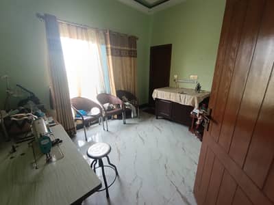 20 Marla Upper Portion For Rent In Wapda Town Phase 2 - Block N