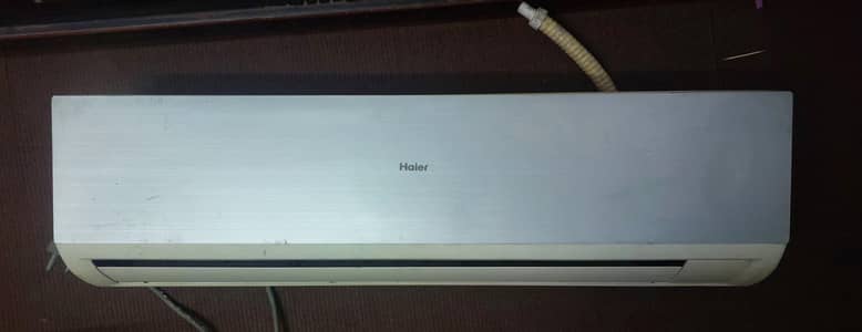 Haier Ac 1.5 Ton  Model : HUS-18LK03E8A