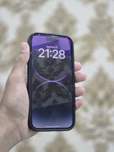 Iphone 14 pro Urgent Sale