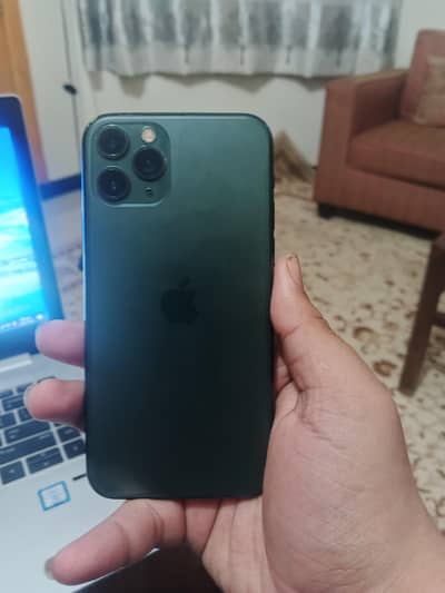 iphone 11 Pro - best for gaming and photography