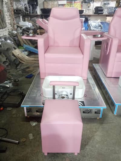 cutting chair/Barber chair/makeup chair/saloon furniture/