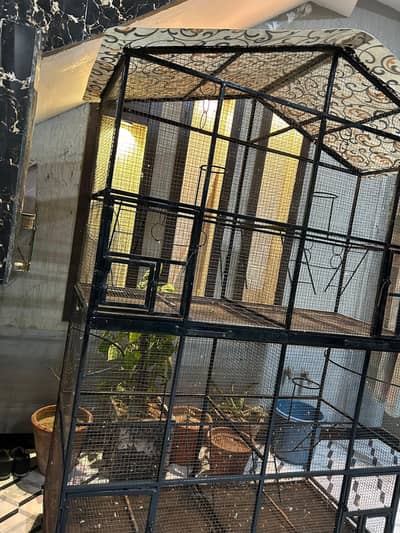 10/10  Gage four door  fressh cage 7.5 feet