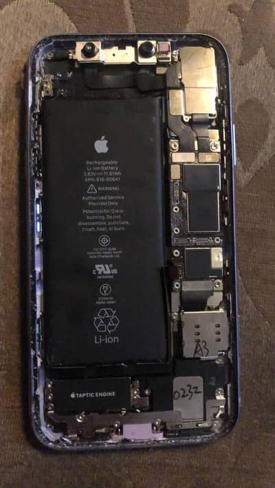 IPHONE11 64 GB PARTS