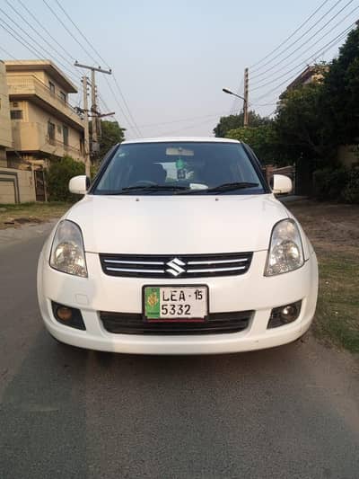 Suzuki Swift DLX 1.3 2015