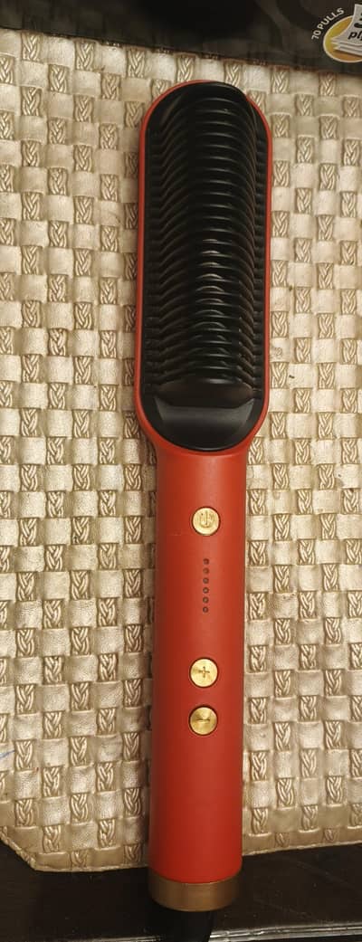 RED ELECTRIC HAIR  STRAIGHTENER BRUSH
