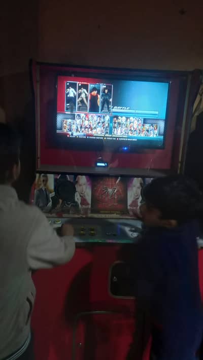 3 vedio games 2 pc game 1 Xbox