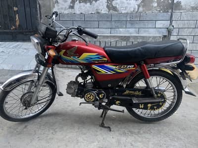Honda 70 20/21 lush condition urgent sale