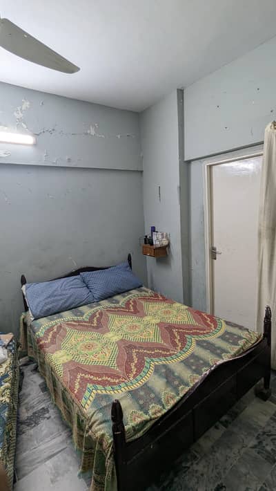 Single Bed 6Ft × 4.5Ft