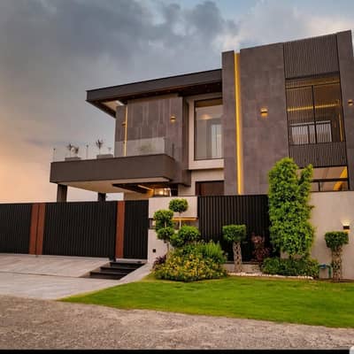 1 Kanal Beautifully Designed Modern House for Rent in DHA Phase 6