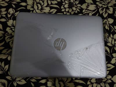 HP EliteBook 820 G3 8gb Ram + 256 SSD