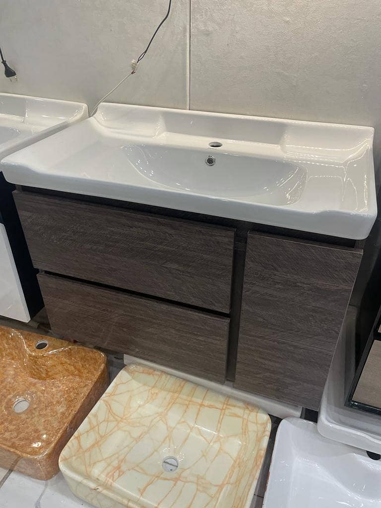 Vanities and ceramic Top 7