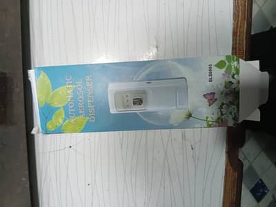 room auto air freshener dispenser